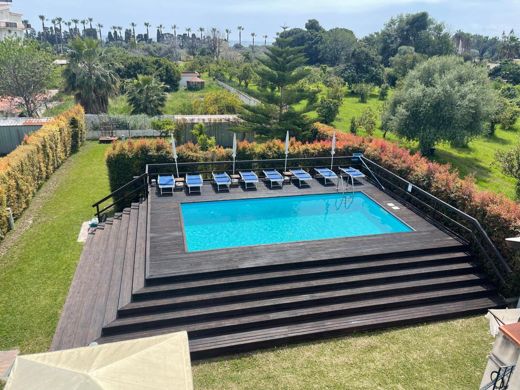 John Sea Suites Giardini Naxos Esterno foto